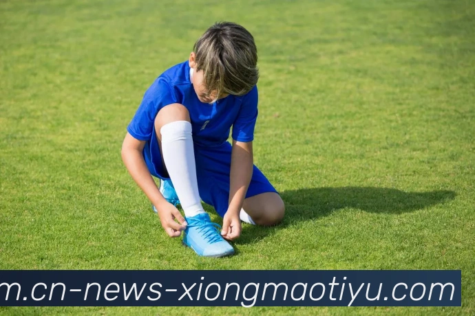 马克西首节表现惊艳9投6中砍下16分4助攻三分球命中率高达57